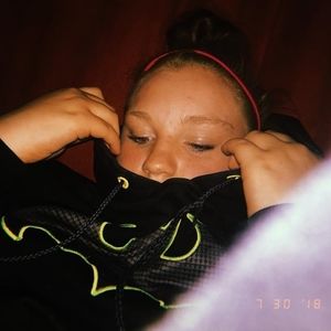 Meet your Posher, Danielle